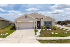 633 SQUIRES GROVE DRIVE, WINTER HAVEN, FL 33880 Sold 08/16/24