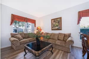 112 HIGHGATE PARK BOULEVARD, DAVENPORT, FL 33897 Sold 10/18/24