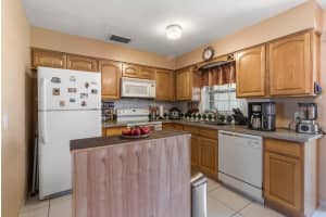 2125 PATRICK STREET, KISSIMMEE, FL 34741 Sold 11/04/24