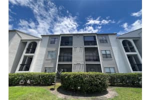 2201 CASCADES BOULEVARD, KISSIMMEE, FL 34741 Sold 09/11/24