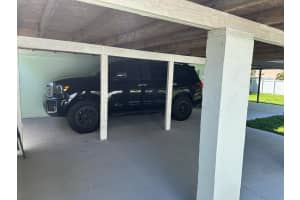 1565 CANTERBURY ROAD, SAINT PETERSBURG, FL 33710 Sold 02/03/25