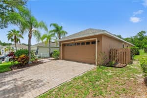 1516 N HAMPTON DR, DAVENPORT, FL 33897 Sold 11/15/24