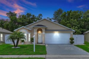 4992 LUNA NEGRA DRIVE, ORLANDO, FL 32811 Sold 09/13/24