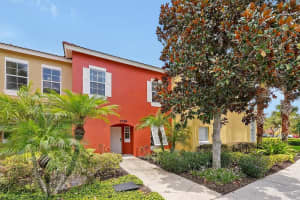 2758 SUN KEY PLACE, KISSIMMEE, FL 34747 Sold 07/15/25