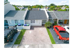 2607 SUNBURY STREET, ORLANDO, FL 32837 Sold 10/31/24