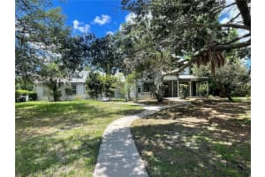 2086 CAMELOT BOULEVARD, SAINT CLOUD, FL 34772 Sold 06/20/25