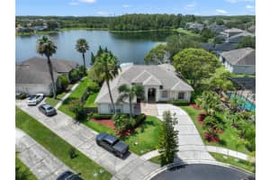 242 PEBBLEROCK COURT, ORLANDO, FL 32828 Sold 09/09/24