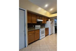2212 WYNDAM WAY, KISSIMMEE, FL 34743 Sold 01/02/25