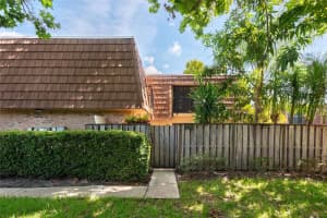 5370 BAMBOO COURT, ORLANDO, FL 32811 Sold 08/02/24