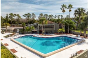 142 SCOTTSDALE SQUARE, WINTER PARK, FL 32792 Sold 09/23/24
