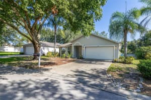 510 HEATHER HILL BOULEVARD, DAVENPORT, FL 33837 Sold 04/15/25