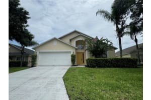 733 CASTERTON CIRCLE, DAVENPORT, FL 33897 Sold 09/30/24