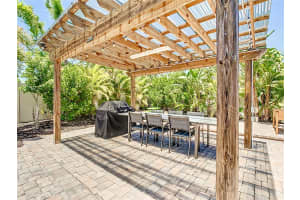 2008 STILLWOOD WAY, SAINT CLOUD, FL 34771 Sold 10/08/24
