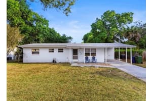 720 AVENUE H NE, WINTER HAVEN, FL 33881 Sold 12/23/24