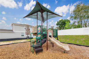 816 BLUE CREEK DRIVE, HAINES CITY, FL 33844 Sold 02/10/25