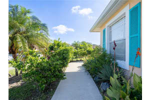 2323 SANTA ANA STREET, KISSIMMEE, FL 34743 Sold 10/05/24