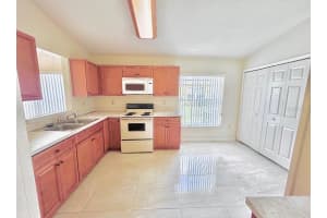 412 LATONIA STREET, KISSIMMEE, FL 34741 Sold 09/13/24