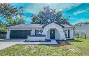 2220 CRYSTAL GROVE LN, LAKELAND, FL 33801 Sold 03/28/25