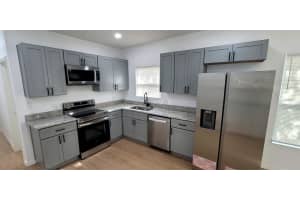 624 MYRTLE STREET, LAKELAND, FL 33815 Sold 01/09/25