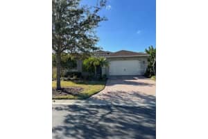 574 VILLA PARK ROAD, KISSIMMEE, FL 34759 Sold 12/19/24