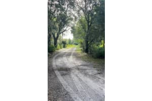 800 MOONLIGHT COURT, SAINT CLOUD, FL 34771 Sold 06/06/25