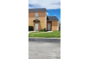 4520 SAINT GEORGES COURT, KISSIMMEE, FL 34746 Sold 03/07/25