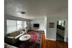 210 Bonner Ave Daytona Beach, FL 32118 - Off Market