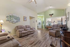 117 RIDGE VIEW DR, DAVENPORT, FL 33837 - MLS#MFRS5111108