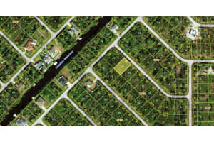 12501 PARDEE AVENUE, PORT CHARLOTTE, FL 33953 - MLS#MFRS5111452