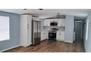 9990 76TH STREET, BRONSON, FL 32621 Sold 04/23/25