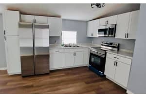 9990 76TH STREET, BRONSON, FL 32621 Sold 04/23/25