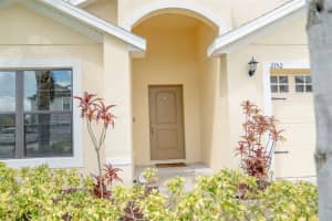 2152 ONTARIO WAY, LAKELAND, FL 33805 Sold 10/30/24