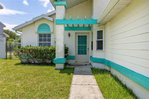 13140 BOULDER WOODS CIRCLE, ORLANDO, FL 32824 Sold 12/23/24