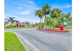 440 HUNTER CIRCLE, KISSIMMEE, FL 34758 Sold 02/13/25