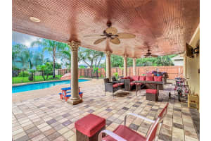 310 DOLPHIN WAY, KISSIMMEE, FL 34759 Sold 01/03/25