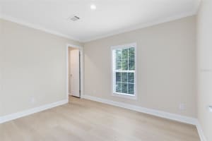 9044 LINCOLN ROAD, SAINT CLOUD, FL 34773 Sold 03/31/25