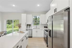 1955 10TH AVENUE, DELAND, FL 32724 Sold 12/19/24