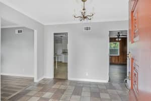 829 HOWARD TERRACE, WINTER HAVEN, FL 33881 Sold 02/13/25