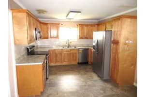 896 9TH STREET, EAGLE LAKE, FL 33839 Sold 09/26/25