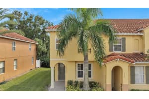 5262 PARADISE CAY CIRCLE, KISSIMMEE, FL 34746 Sold 12/31/24