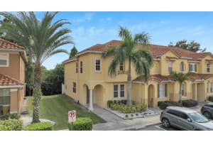 5262 PARADISE CAY CIRCLE, KISSIMMEE, FL 34746 Sold 12/31/24