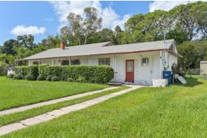 910 43RD STREET, BRADENTON, FL 34209 Sold 03/27/25