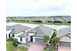 528 LAGO MATISSE STREET, POINCIANA, FL 34759 Sold 01/30/25