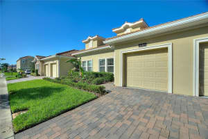 1084 BLACKWOLF RUN ROAD, DAVENPORT, FL 33896 Sold 12/10/24