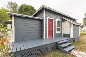 810 BAY STREET, KISSIMMEE, FL 34744 Sold 02/06/25