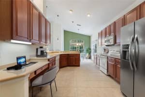 520 VISTA OAKS WAY, DAVENPORT, FL 33837 Sold 08/05/25