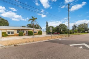 1801 40TH STREET, ST PETERSBURG, FL 33713 - MLS#MFRS5114092