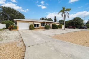 1801 40TH STREET, ST PETERSBURG, FL 33713 - MLS#MFRS5114092