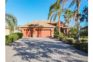 513 VITERRA COURT, KISSIMMEE, FL 34759 Sold 05/12/25