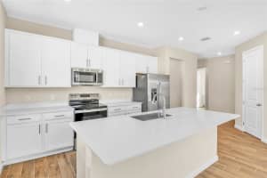 814 BALLANTYNE DRIVE, LAKE WALES, FL 33898 Sold 05/29/25